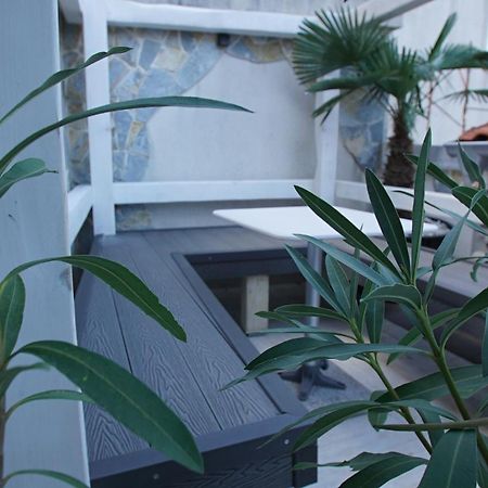 Penthouse Stoliv New Spa-Pool Villa Is Located 5M From The Sea, Exclusive Terrace,Private Jetty Wih Sunbeds, Pebble Beach, Secluded Location Total Area 375M2 At Your Disposal Cattaro Esterno foto