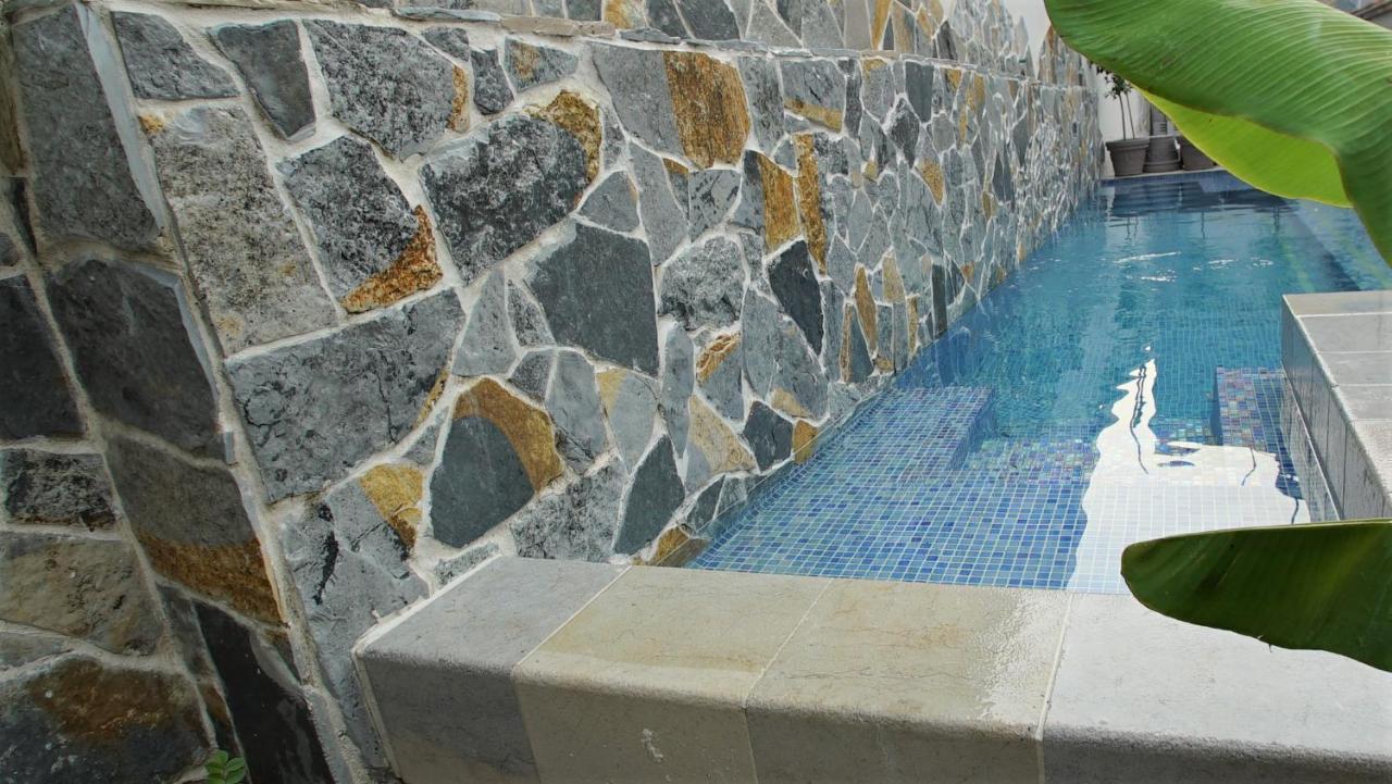 Penthouse Stoliv New Spa-Pool Villa Is Located 5M From The Sea, Exclusive Terrace,Private Jetty Wih Sunbeds, Pebble Beach, Secluded Location Total Area 375M2 At Your Disposal Cattaro Esterno foto